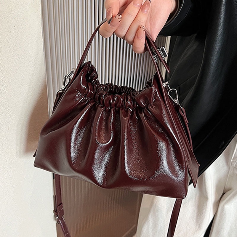 Top Handle Patent Bag - Damska bordowa torebka typu bucket bag