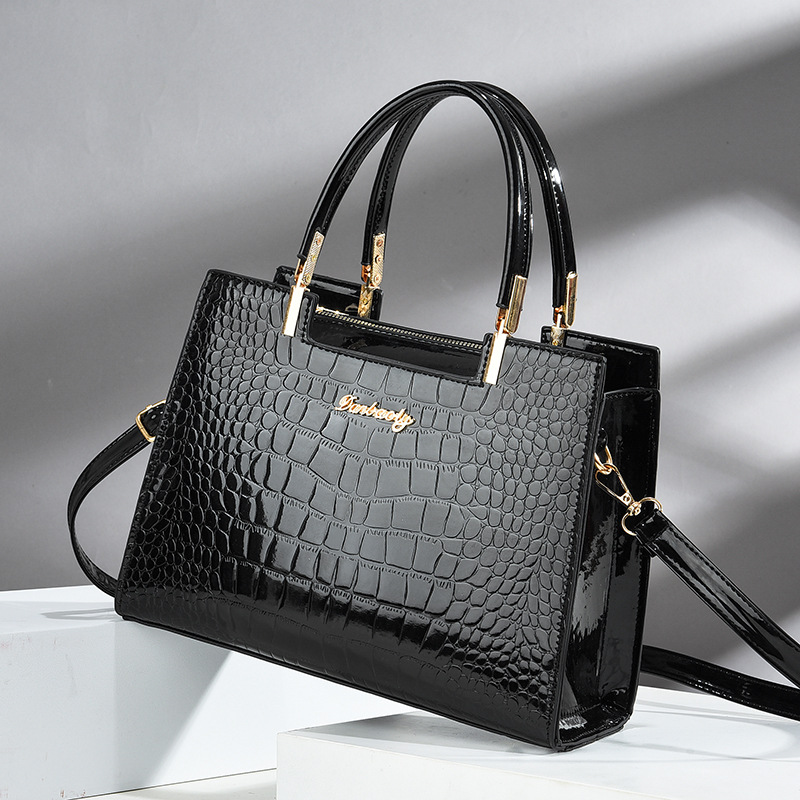 Top Handle Patent Bag - Torba z wytłoczonym krokodylem, torebka z