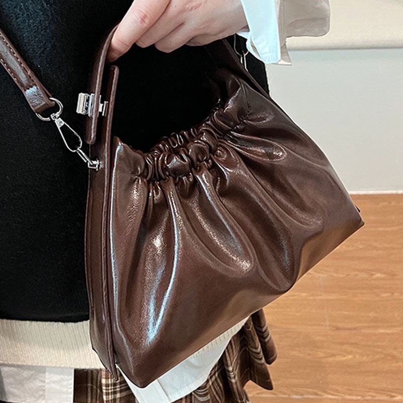 Damska bordowa torebka typu bu – Top Handle Patent Bag recenzja i cena